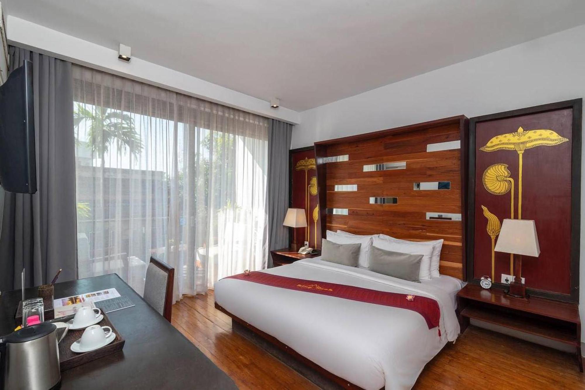 คิง ร็อค บูทิก โฮเต็ล Hotel เสียมราฐ ภายนอก รูปภาพ