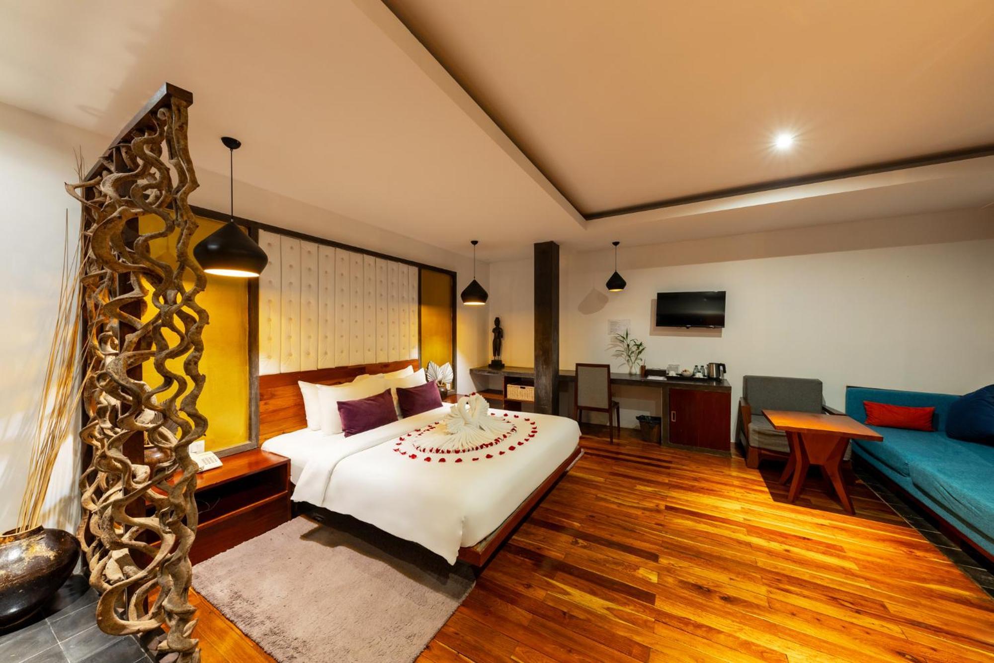 คิง ร็อค บูทิก โฮเต็ล Hotel เสียมราฐ ภายนอก รูปภาพ