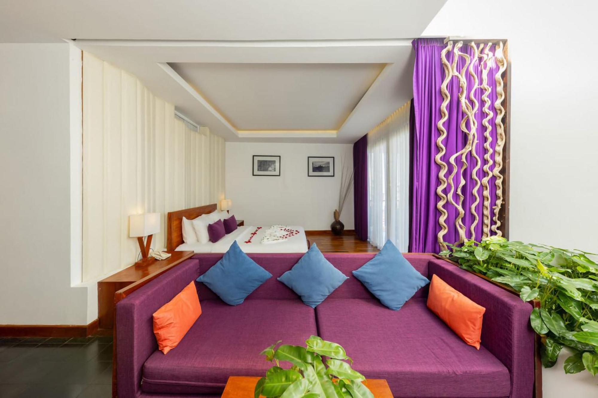 คิง ร็อค บูทิก โฮเต็ล Hotel เสียมราฐ ภายนอก รูปภาพ