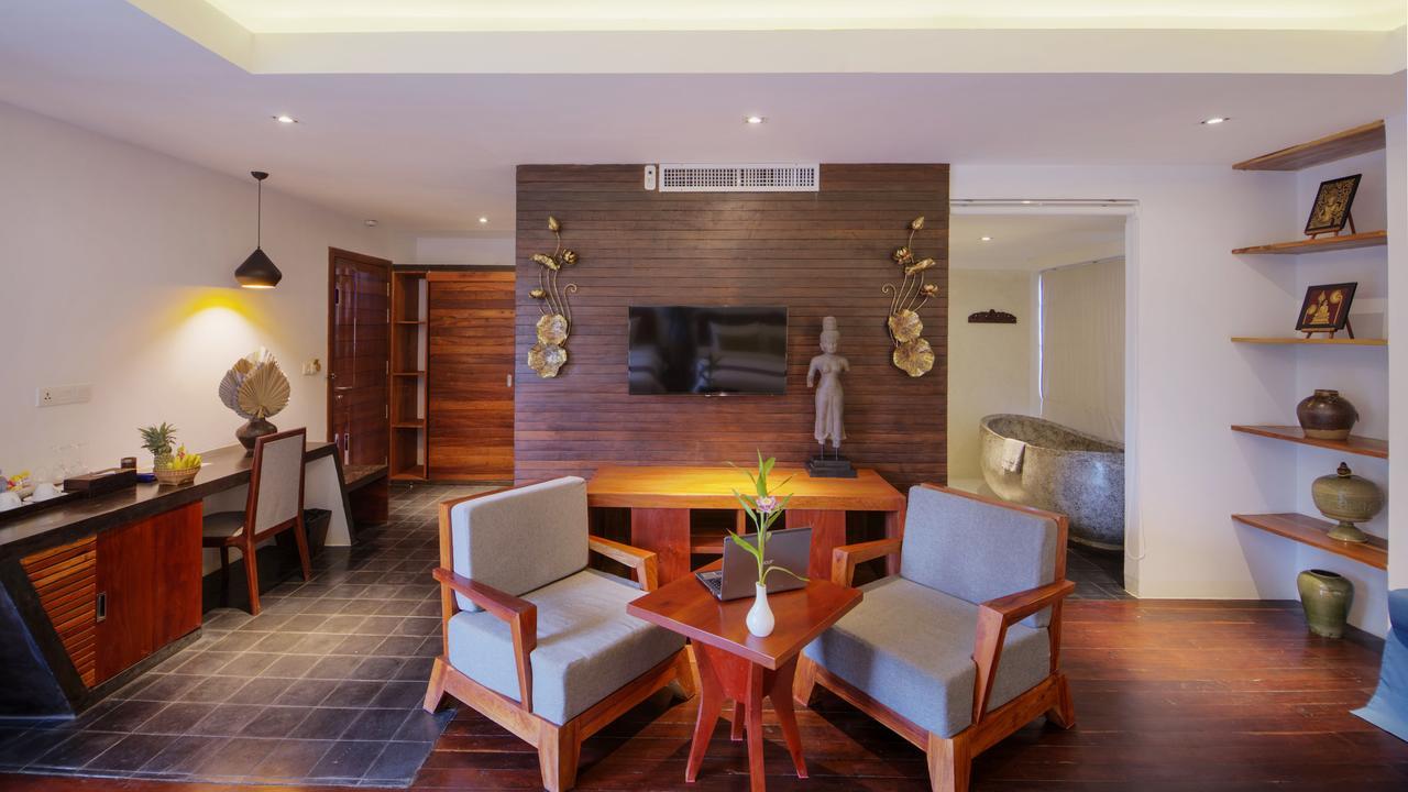 คิง ร็อค บูทิก โฮเต็ล Hotel เสียมราฐ ภายนอก รูปภาพ